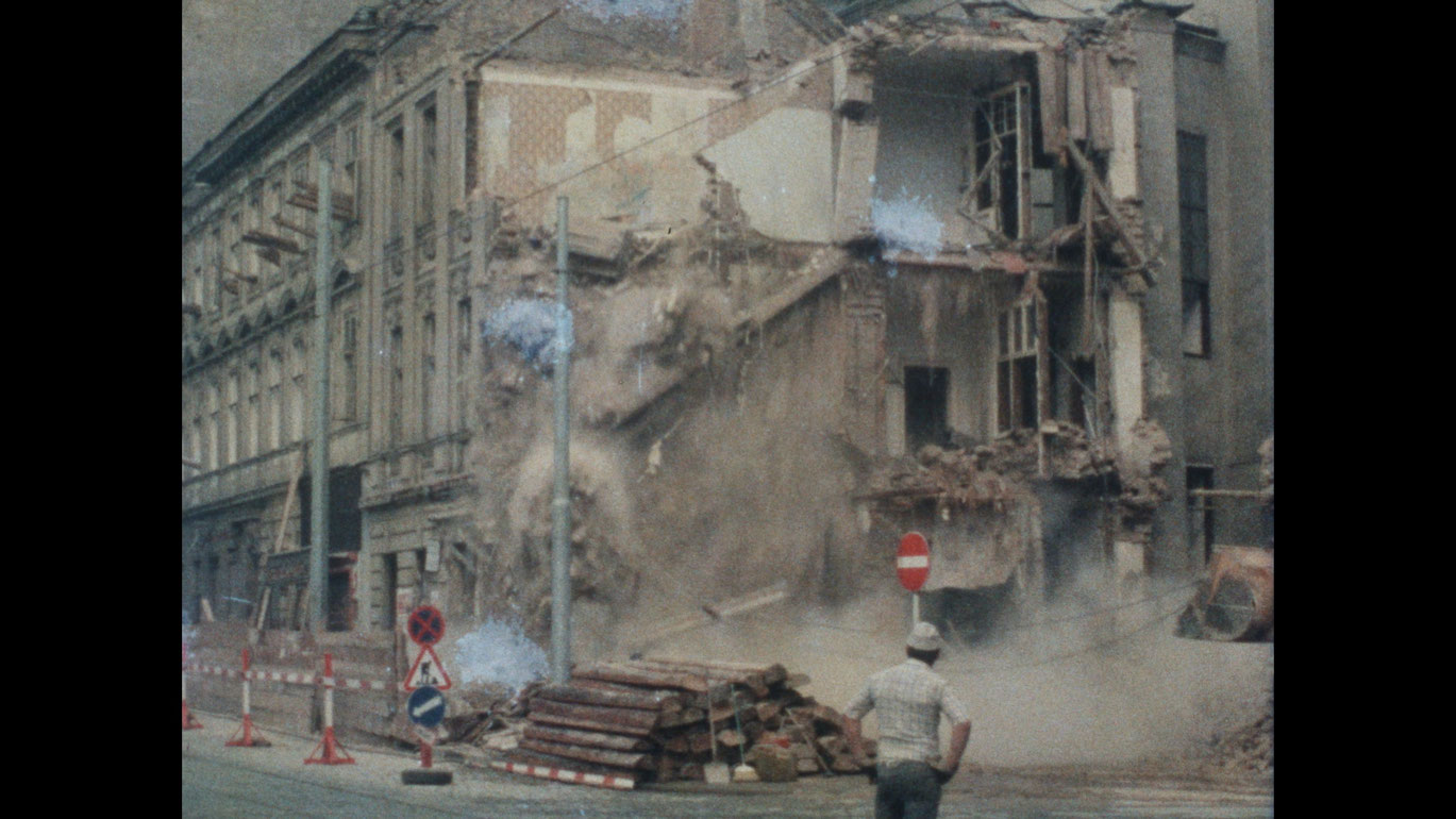 Stoned Vienna_Blackout_courtesy_sixpackfilm